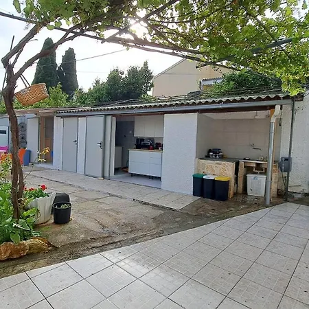 And With Parking Space Premantura, Medulin - 24363 招待所 普拉