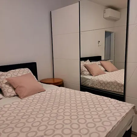 Gæstehus And With Parking Space Premantura, Medulin - 24363