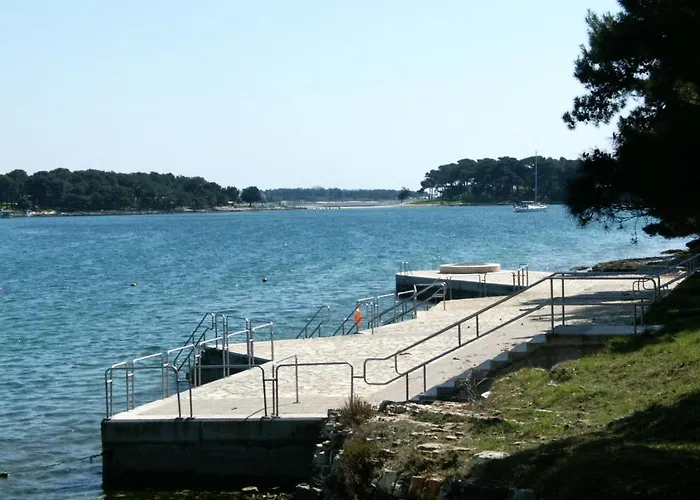 And With Parking Space Premantura, Medulin - 24363 Pensjonat 3*