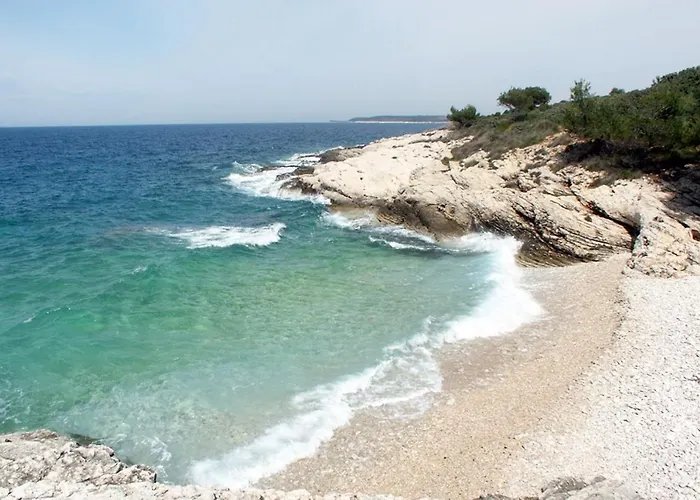 Pensjonat And With Parking Space Premantura, Medulin - 24363 Pula