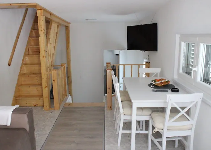 And With Parking Space Premantura, Medulin - 24363 Pensjonat 3*