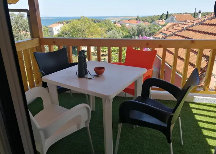 Pensjonat And With Parking Space Premantura, Medulin - 24363 3*