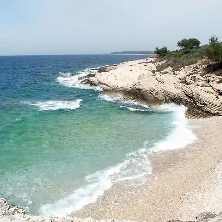 ゲストハウス And With Parking Space Premantura, Medulin - 24363 プーラ